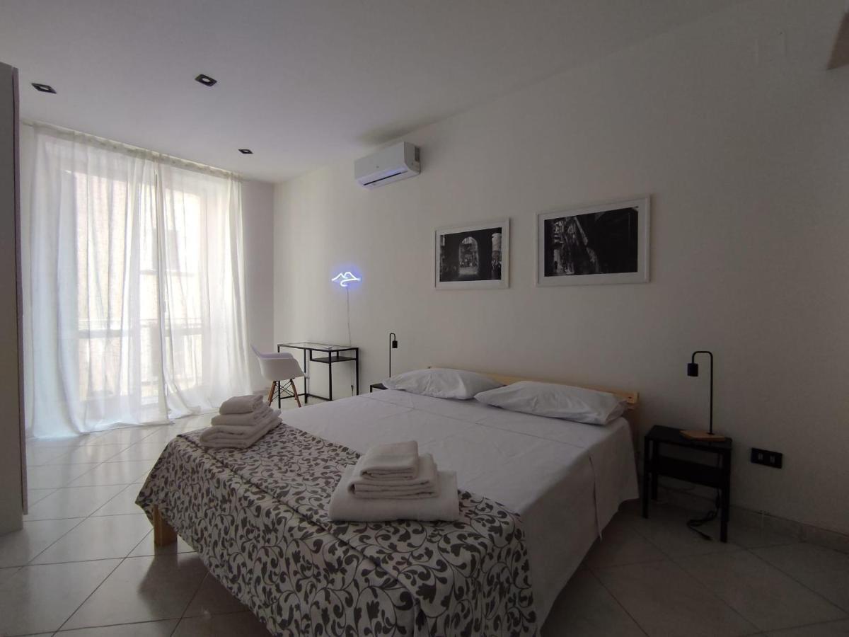 O'tuocc A Chiaia Apartment *